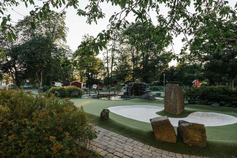 Skara Konsthotell Bagian luar foto